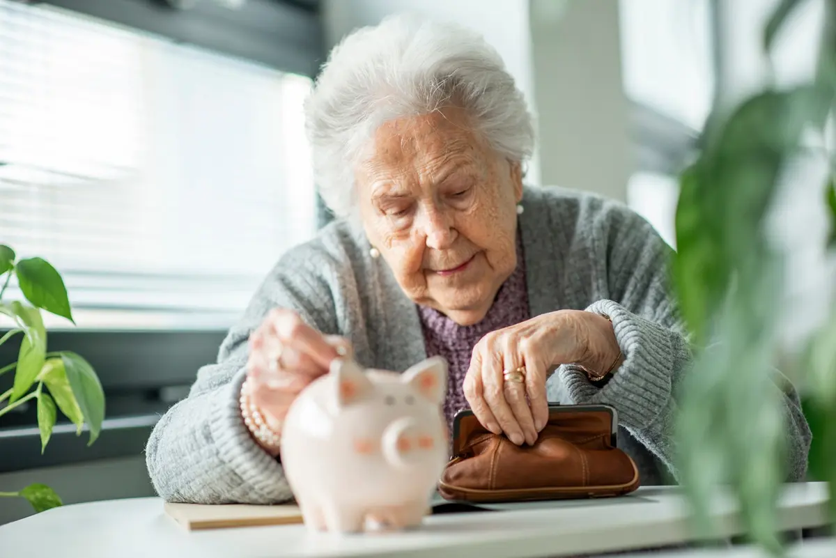 How to Pay for Senior Living | Sodalis Living